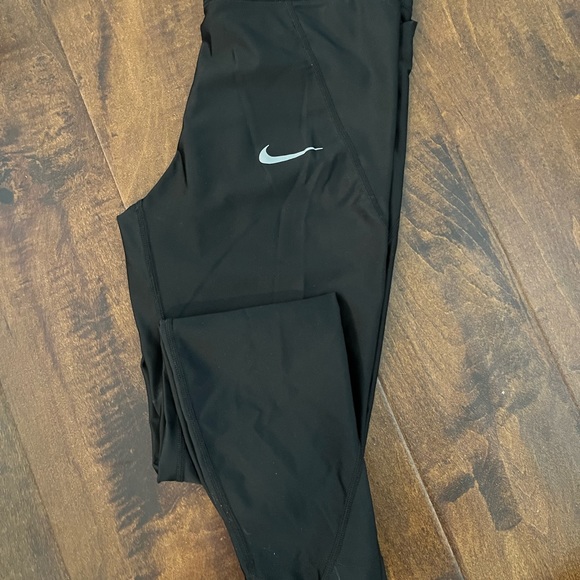 Nike dry fit medium leggings - Picture 1 of 1